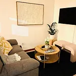 Apartment Modern 2-bedroom In The Heart Of Braga