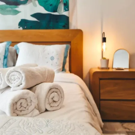 Apartamento Modern 2-bedroom In The Heart Of